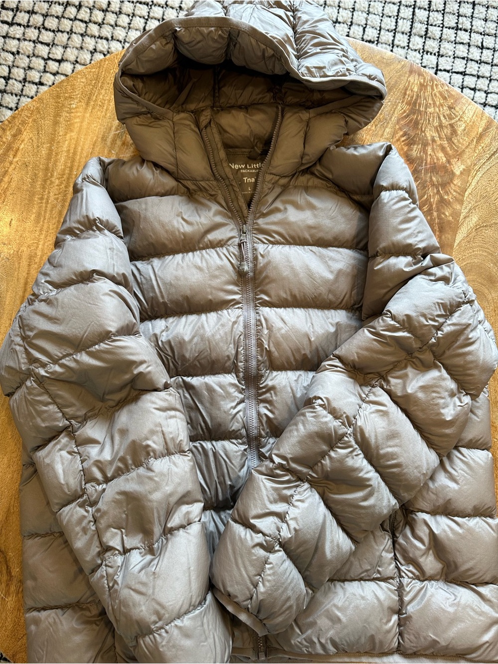 Aritzia - TNA Packable Puffer Jacket in Light Taupe